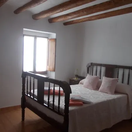 Casa De Pueblo Сasa de vacaciones Godall